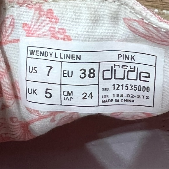 Hey Dude Pink Wendy Linen Loafers - Picture 9 of 9